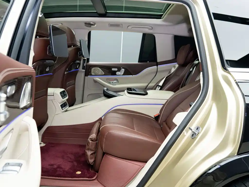 Mercedes-Benz GLS — миниатюра 11