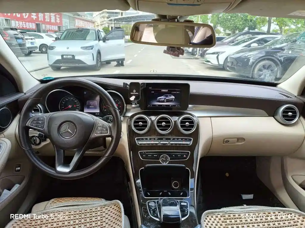 Mercedes-Benz C-Class — миниатюра 5