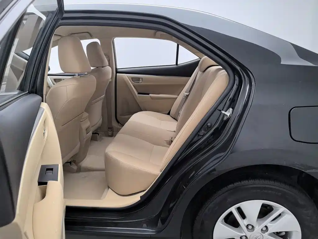 Toyota Corolla — миниатюра 15