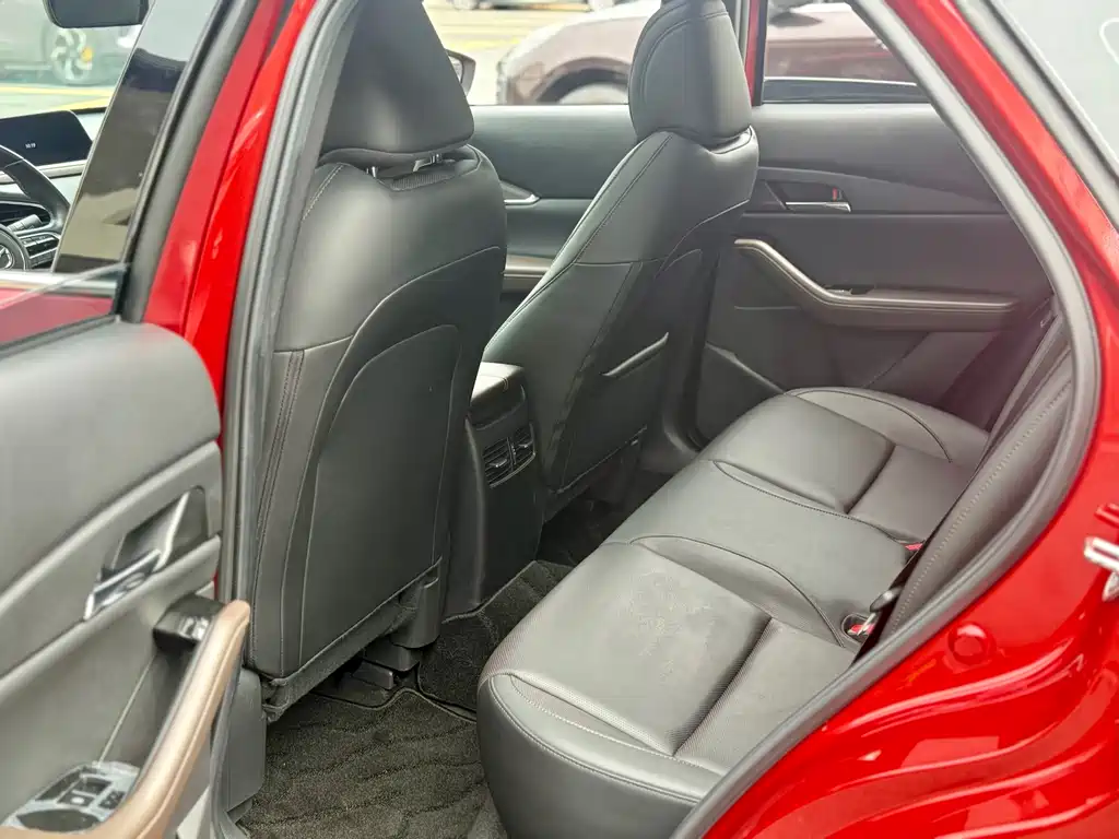 Mazda CX-30 — миниатюра 12