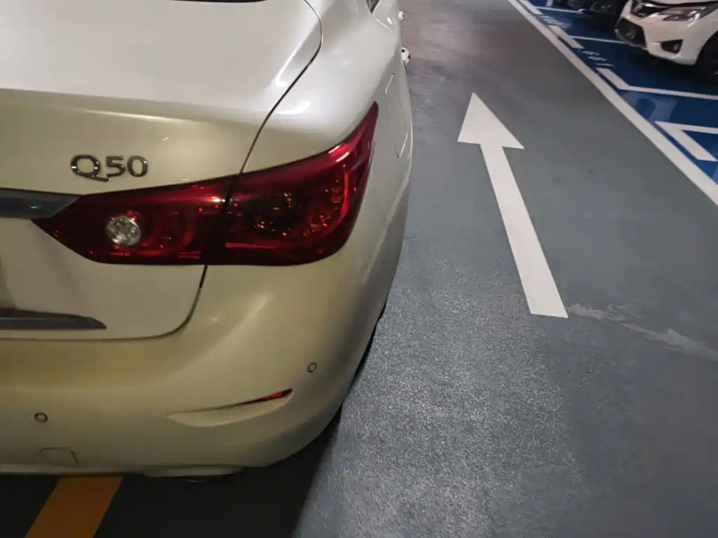 Infiniti Q50L — миниатюра 8