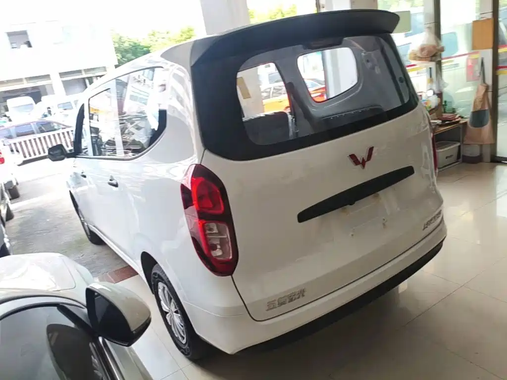 Wuling Hongguang EV — миниатюра 5