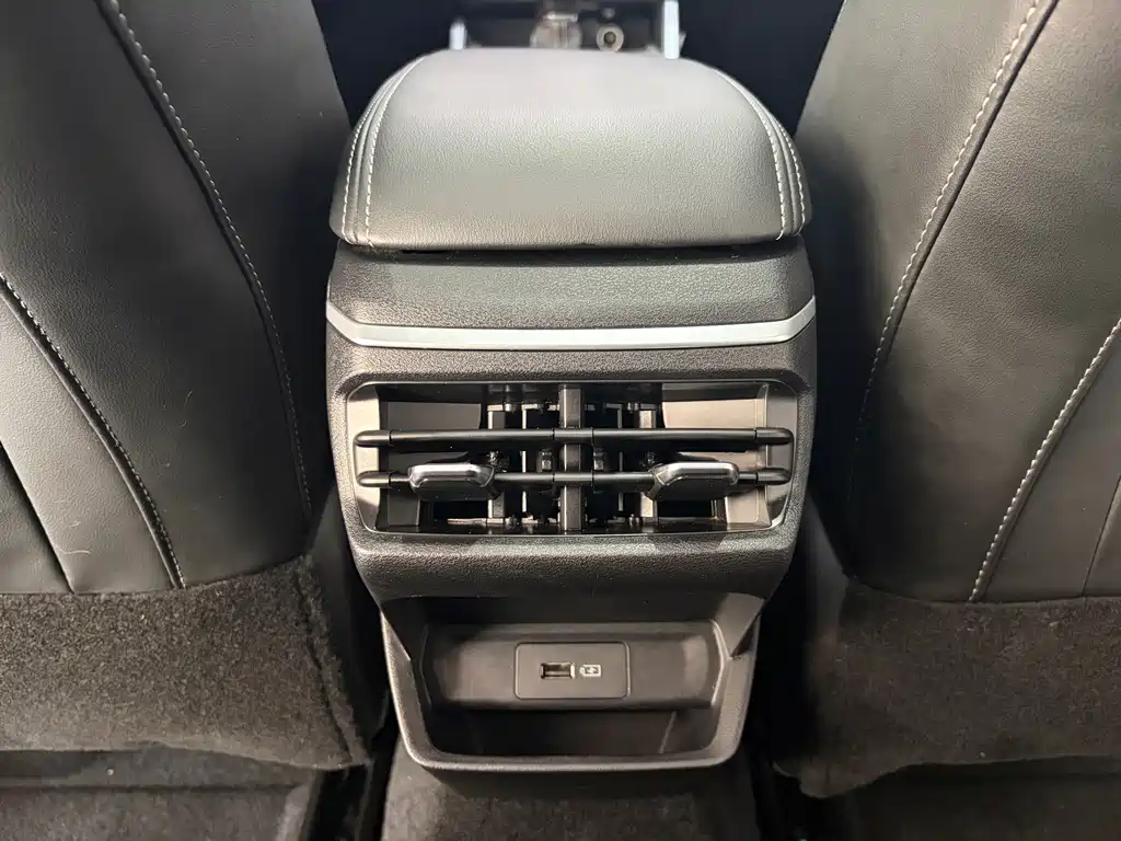 GEELY AUTOMOBILE EMGRAND