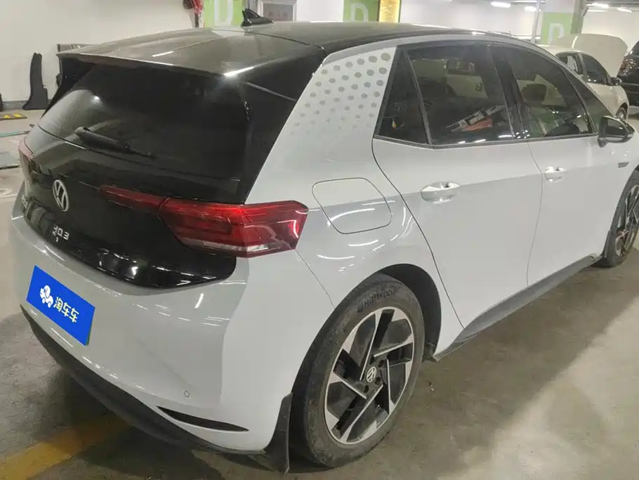Volkswagen ID.3 — миниатюра 3