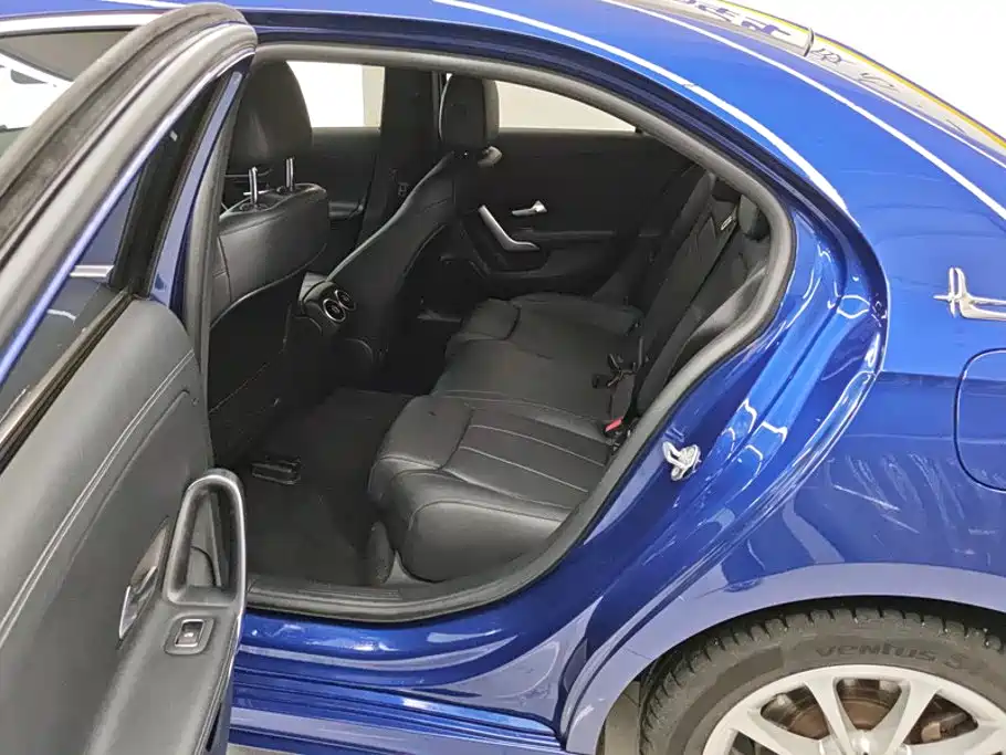 Mercedes-Benz A-Class — миниатюра 11