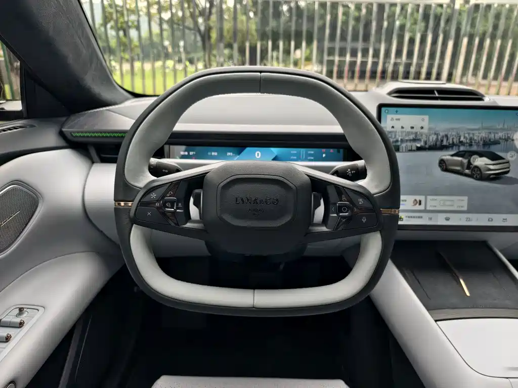 Lynk & Co Z10 — миниатюра 5