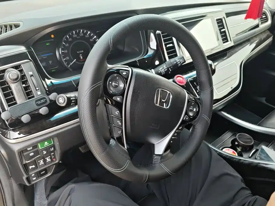 Honda Elysion — миниатюра 15