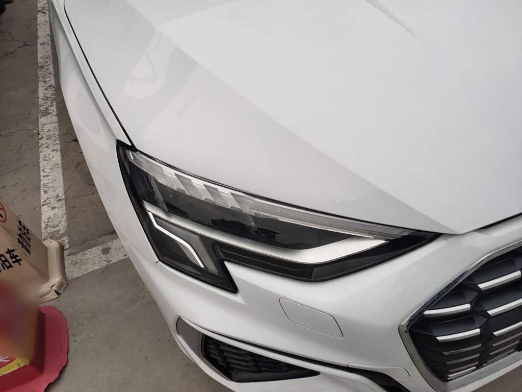 Audi A3 1.4 л 2021 г. Белый, пробег 24900 км