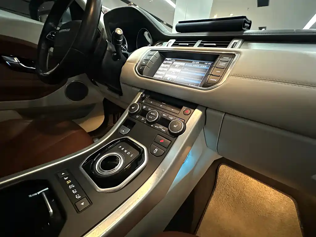 Land Rover Evoque (Import) — миниатюра 16