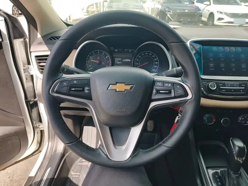 Chevrolet Monza — миниатюра 11