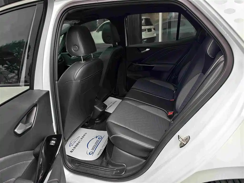 Volkswagen ID.3 — миниатюра 17