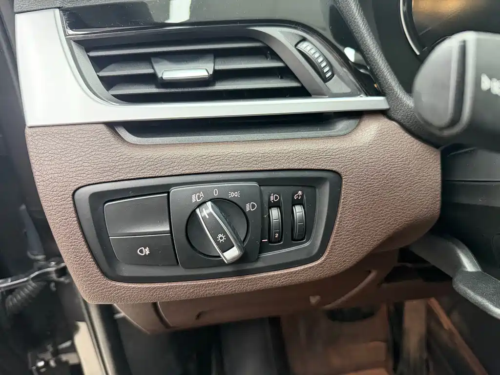 BMW X1 — миниатюра 12