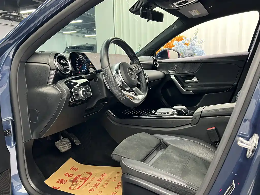 Mercedes-Benz A-Class — миниатюра 5
