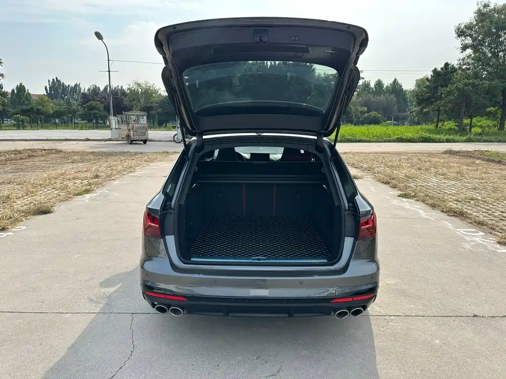 Audi S4 — миниатюра 8