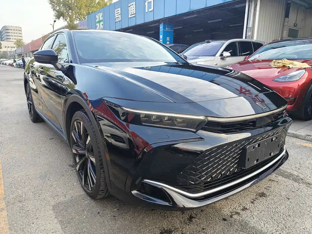 TOYOTA CROWN SPORTCROSS