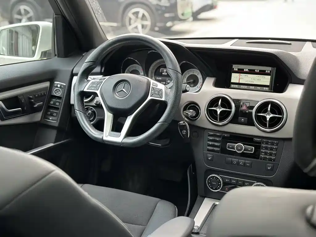 Mercedes-Benz GLK-Class — миниатюра 7