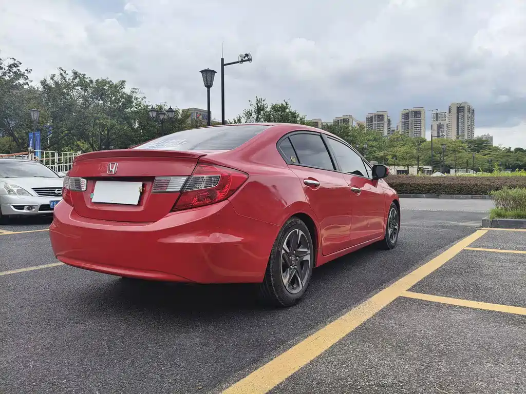 Honda Civic — миниатюра 14