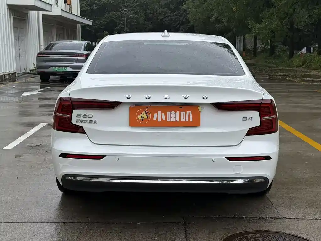 Volvo S60 — миниатюра 11