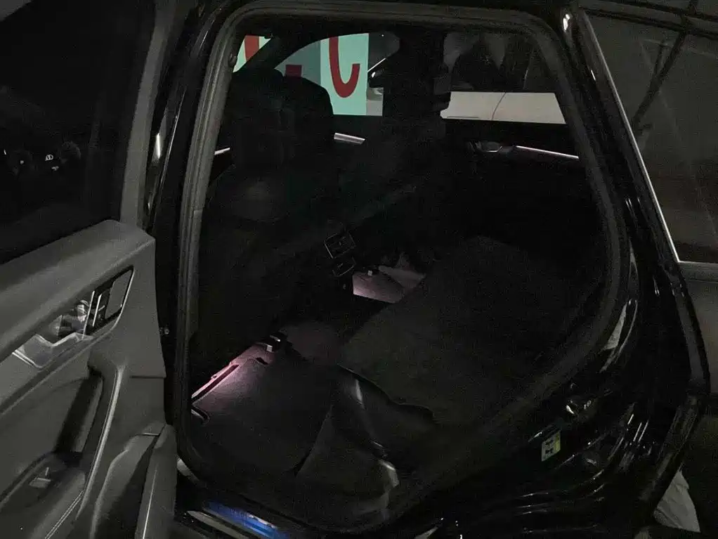 Audi Q5L — миниатюра 3