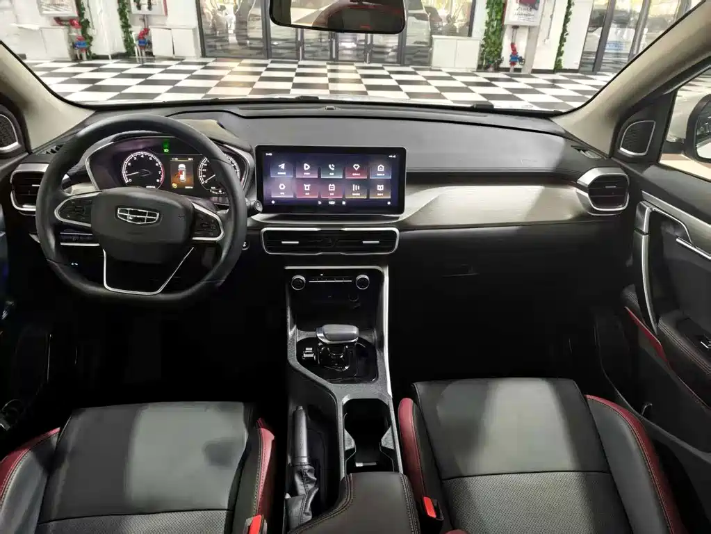 Geely Binyue — миниатюра 11