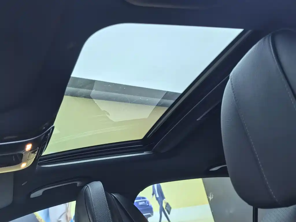 Mercedes-Benz C-Class — миниатюра 34