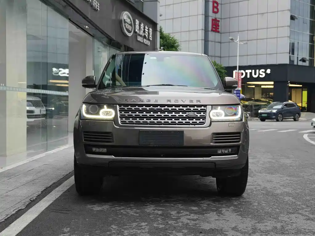 Land Rover Range Rover — миниатюра 4