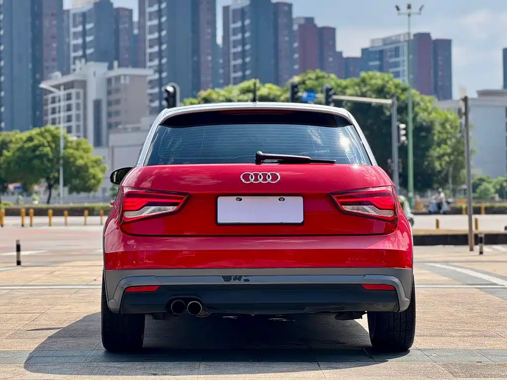 AUDI A1