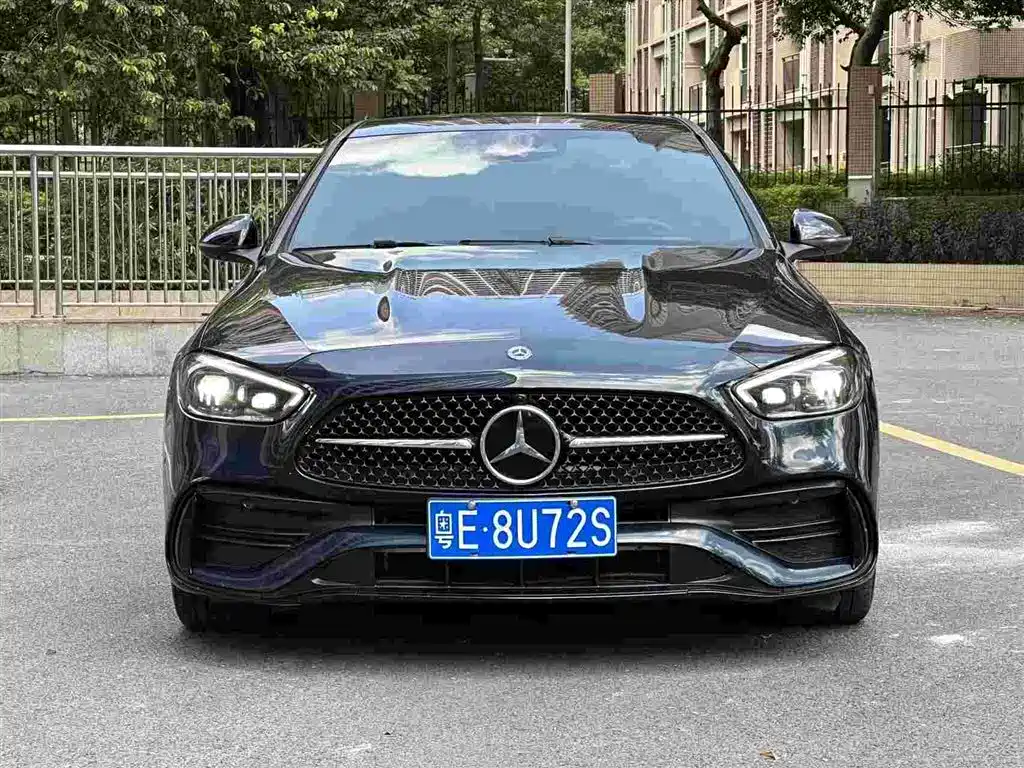 Mercedes-Benz C-Class — миниатюра 2