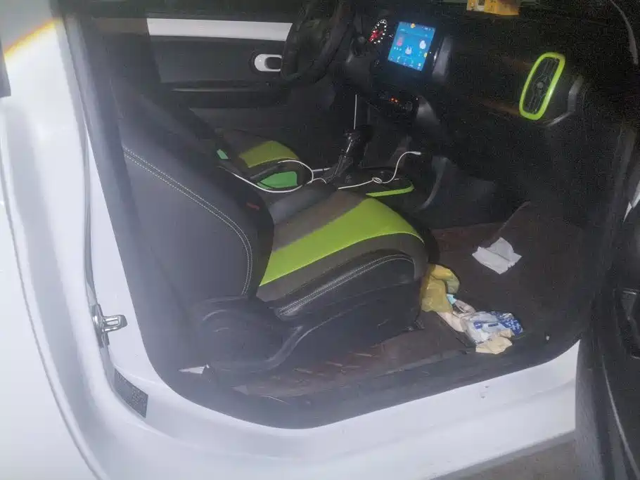 Roewe Clever — миниатюра 8
