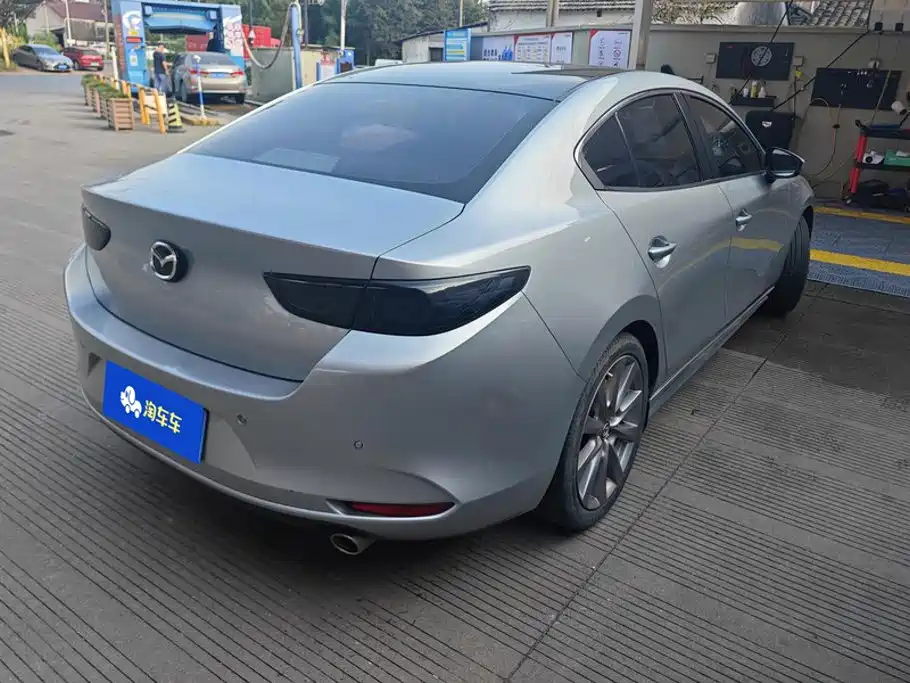 Mazda 3 Axela — миниатюра 3