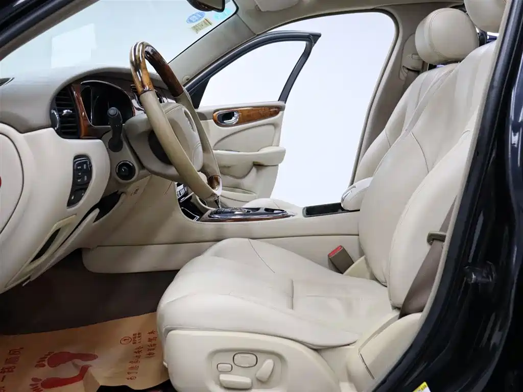 Jaguar XJ 2004 XJ8 4.2