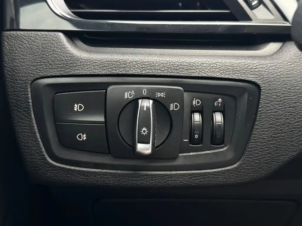 BMW X1 — миниатюра 15