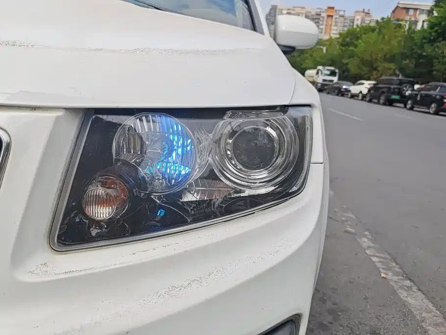 Jeep Compass (Import) — миниатюра 5