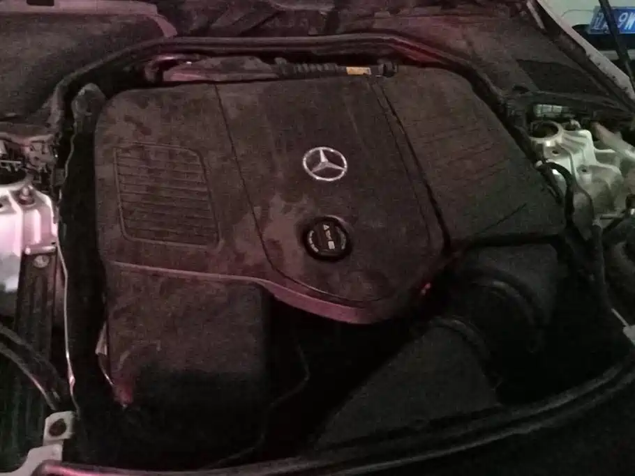 Mercedes-Benz C-Class — миниатюра 10