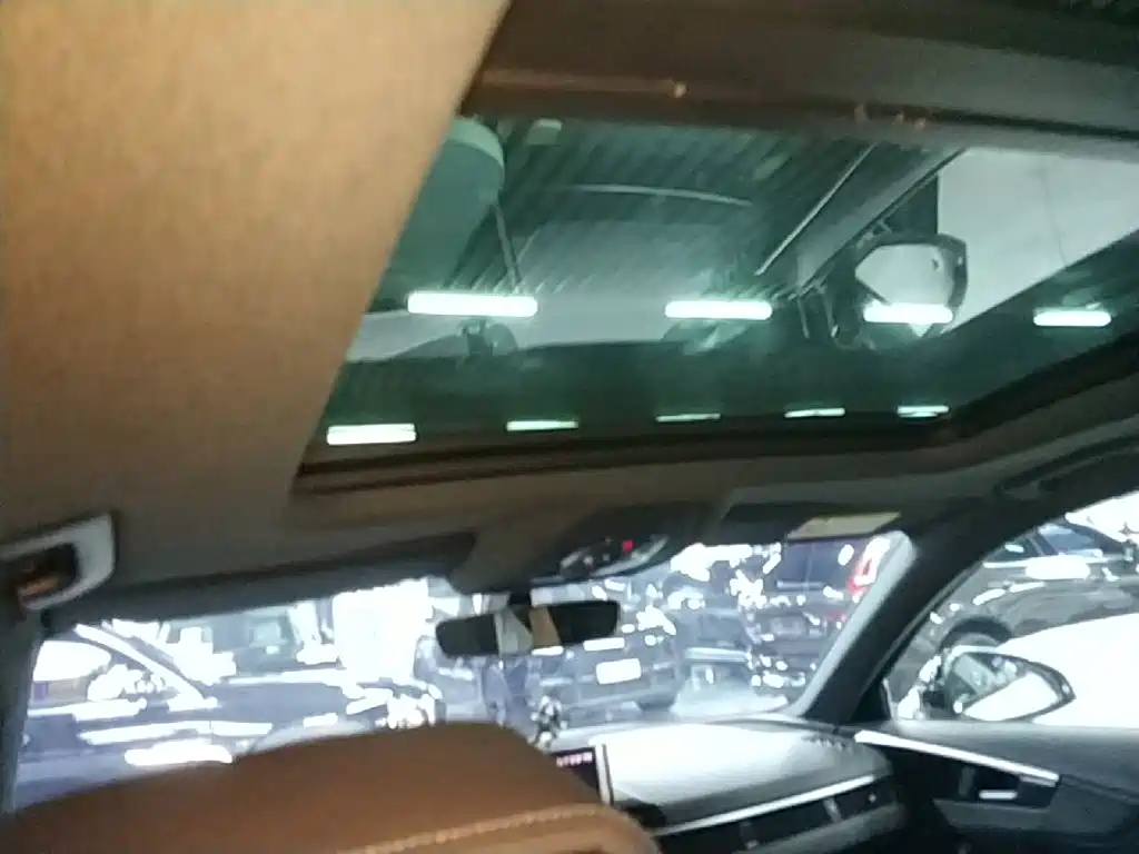 Audi A4L — миниатюра 18