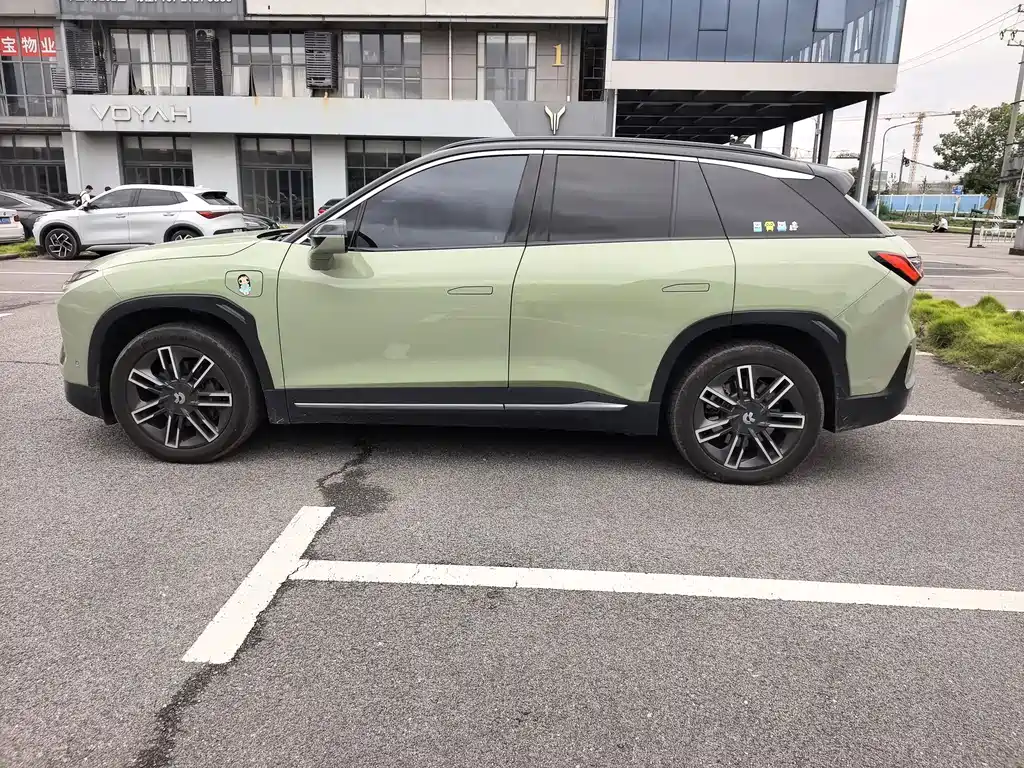 NIO ES6 — миниатюра 9