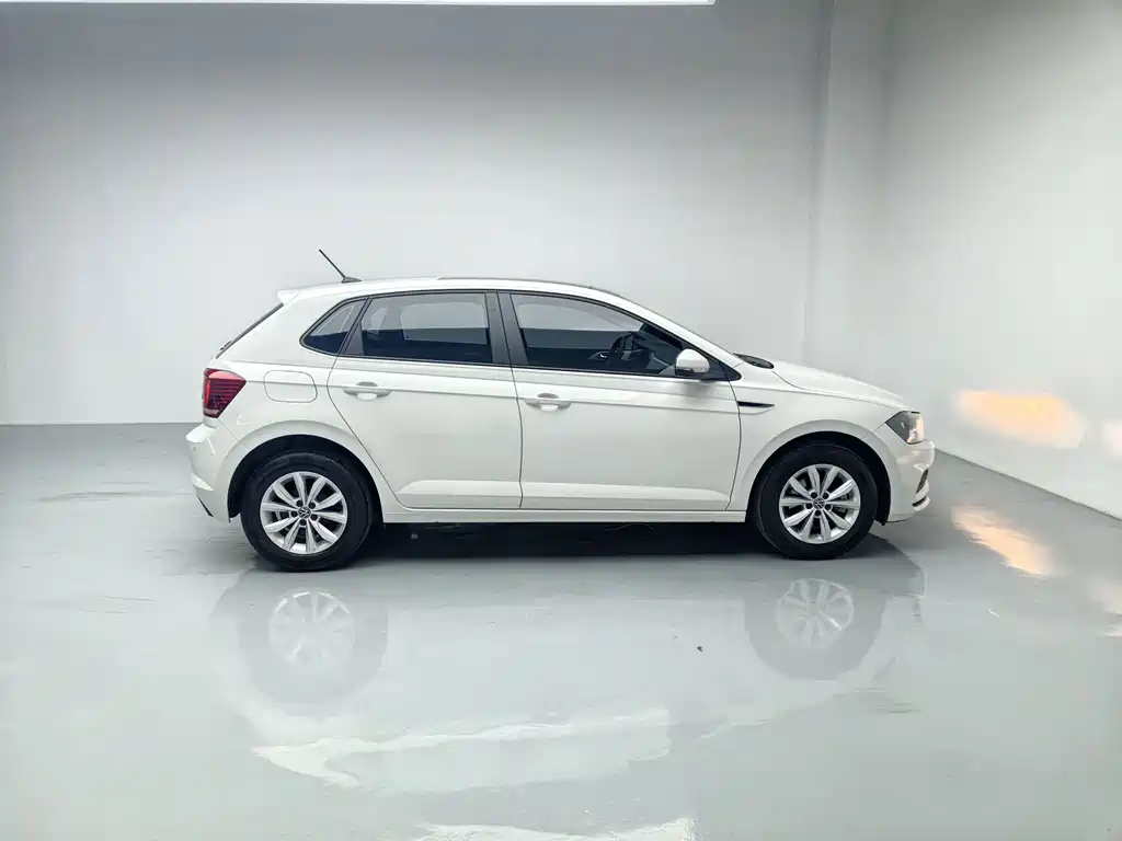 Volkswagen Polo — миниатюра 8