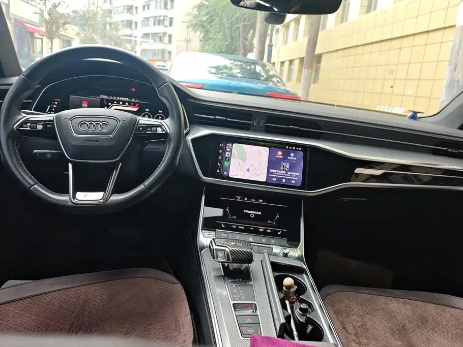 Audi A6L — миниатюра 12