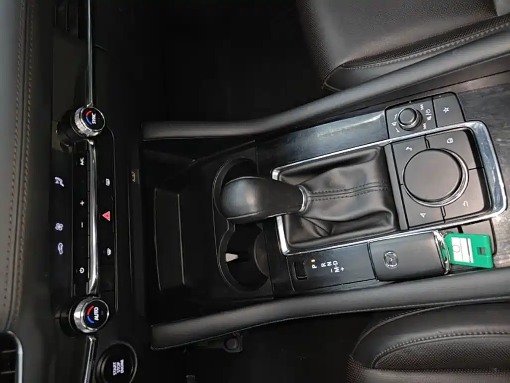 Mazda 3 Axela — миниатюра 14