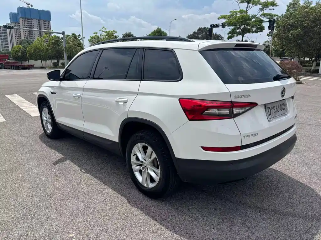 Skoda Kodiaq 2018 TSI330 5 мест Standard