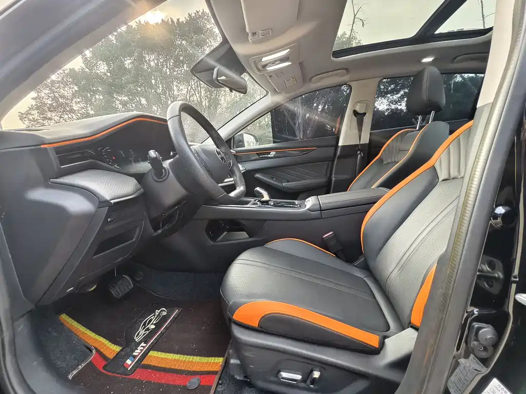 DONGFENG YI HYUN MAX