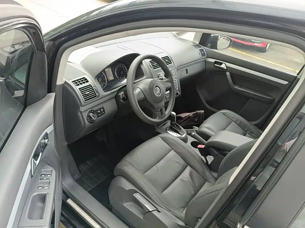 Volkswagen Touran — миниатюра 16