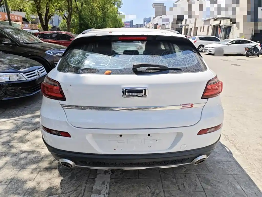 Qoros Qoros 3 — миниатюра 6