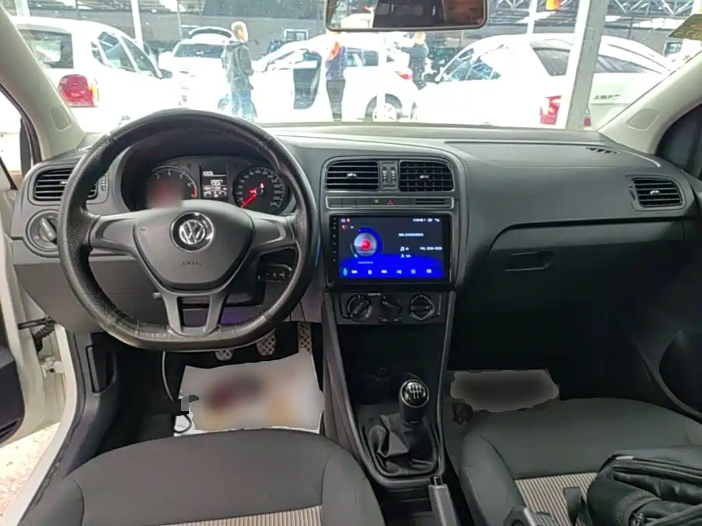 Volkswagen Polo — миниатюра 10