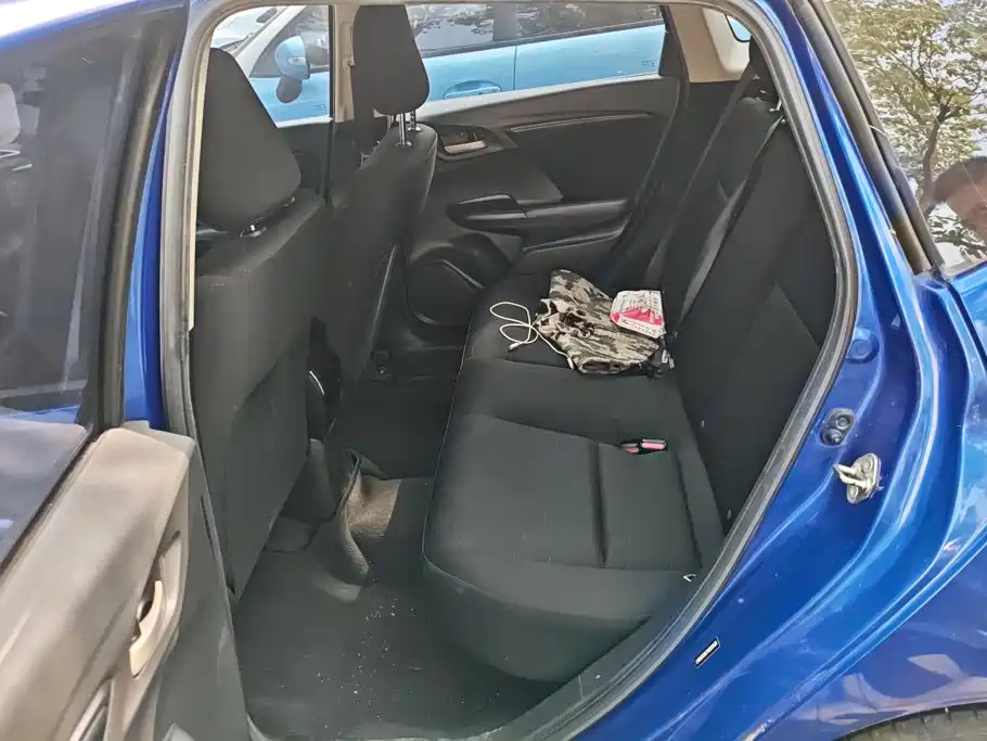 Honda Fit — миниатюра 11