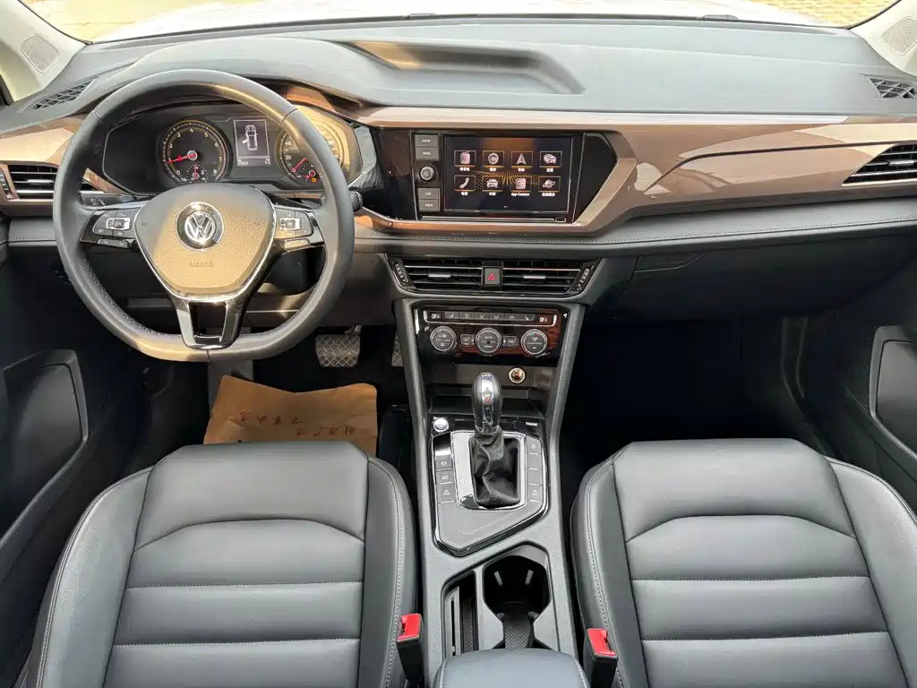 Volkswagen Tharu — миниатюра 15