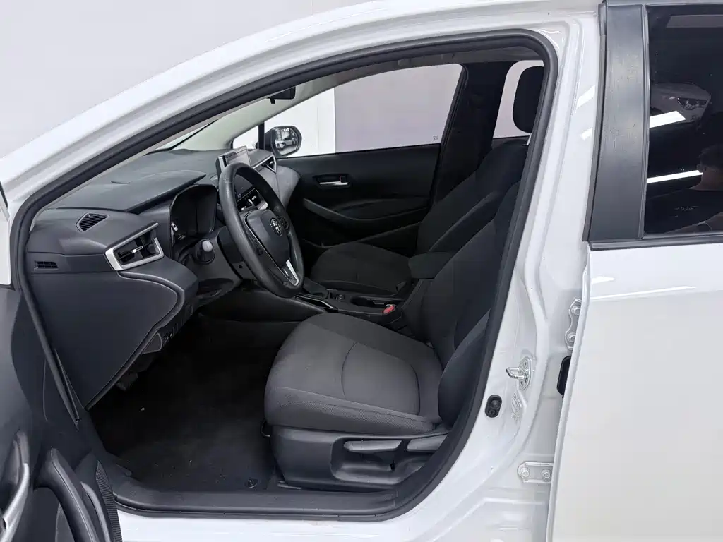 Toyota Corolla — миниатюра 10