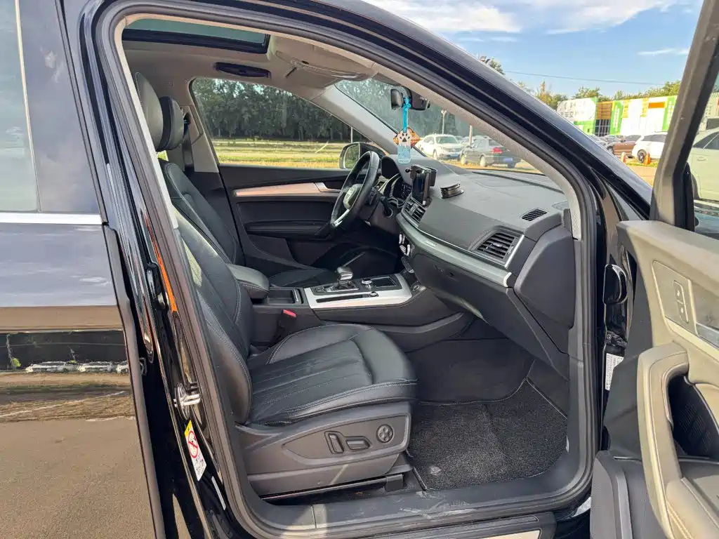 Audi Q5L — миниатюра 10