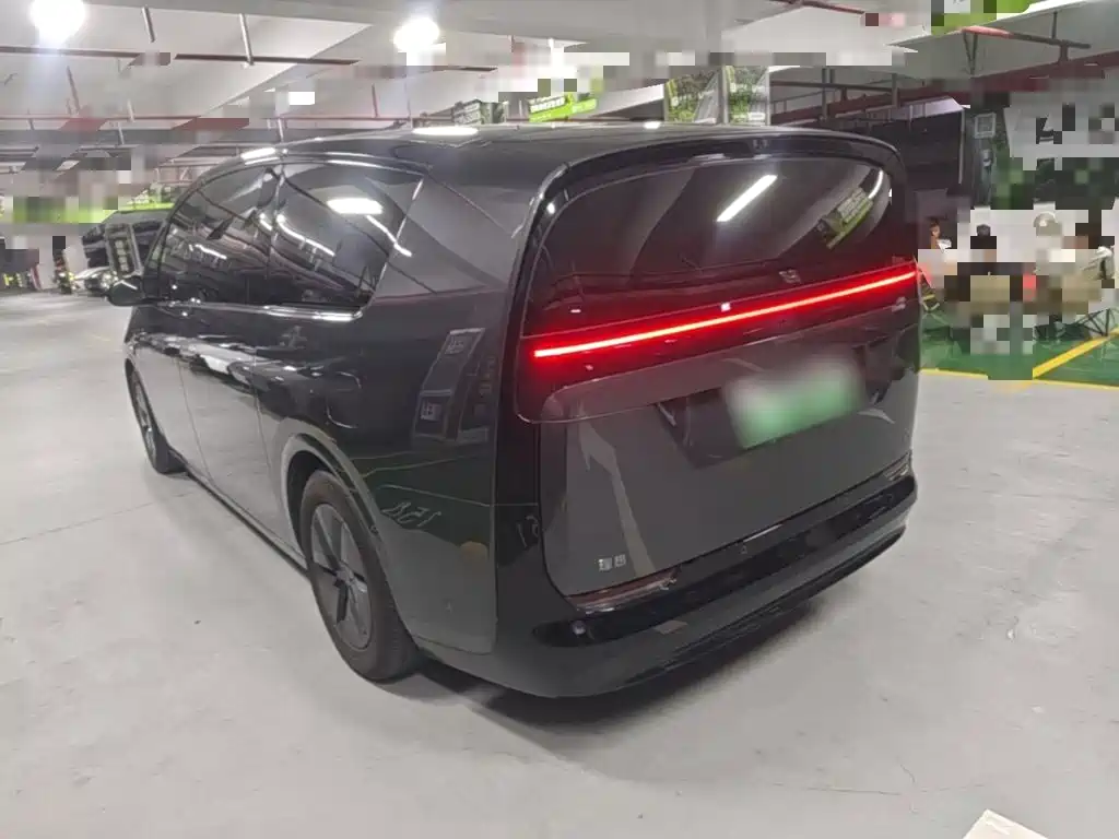 Li Auto Li MEGA — миниатюра 5