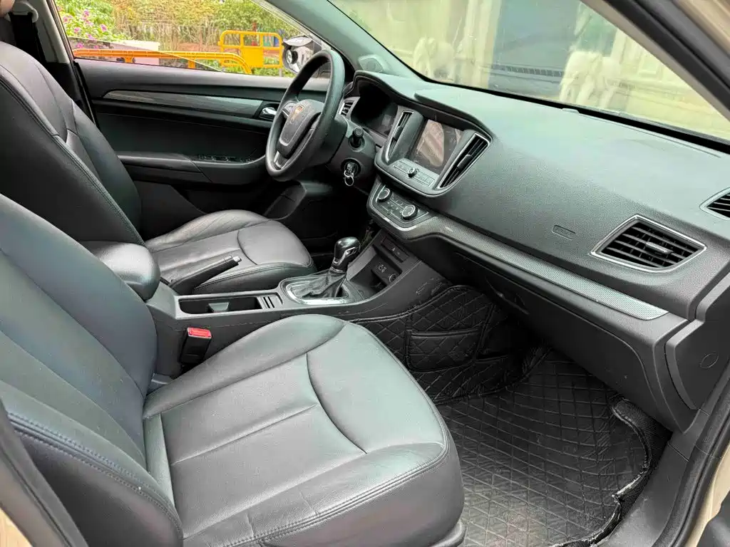 Roewe 360 — миниатюра 4